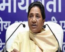 Mayawati का बड़ा ऐलान: आकाश आनंद को सौंपीं यूपी समेत कई राज्यों की जिम्मेदारियां, अशोक सिद्धार्थ की BSP में वापसी पर लगाया विराम